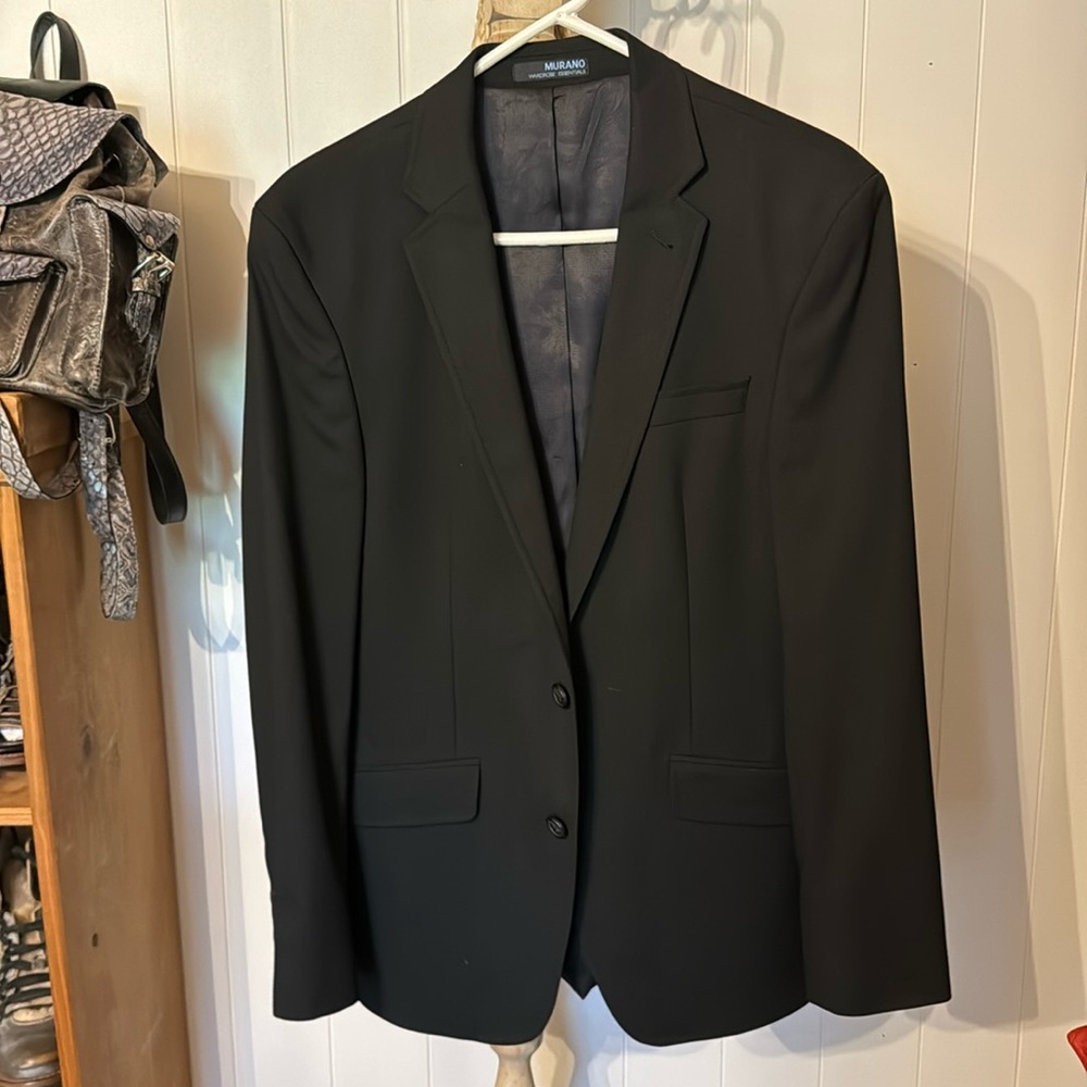Murano Fitted with Tux/Jacket
